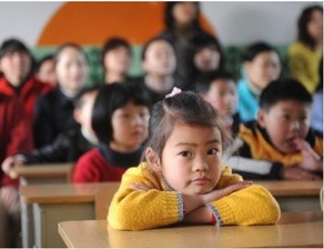 2016年基礎(chǔ)教育咨詢熱線開通 接聽量?jī)H為去年1 5